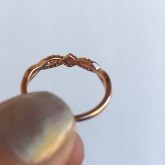 Fragrant Jewels Rose Gold Peppermint Twist Stacker CZ Crystal Ring Size 8 - Picture 5 of 6